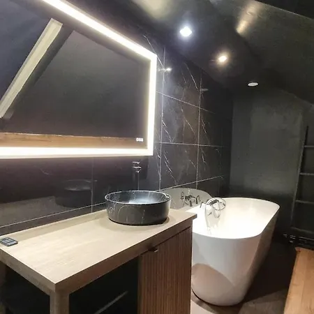 Osaka - Elegance Et Zenitude - 5 Min Dunkirk